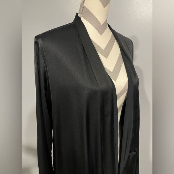 Stars Above Black Night Robe - Picture 4 of 8